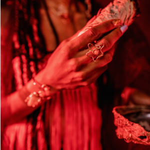 Sunny Sunstone brass ring